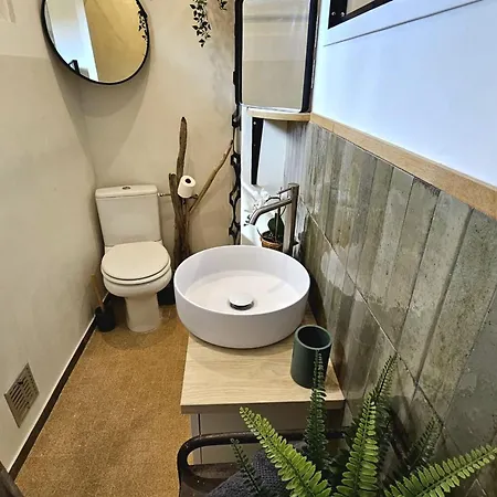 Charming Flat Close To The Beach *