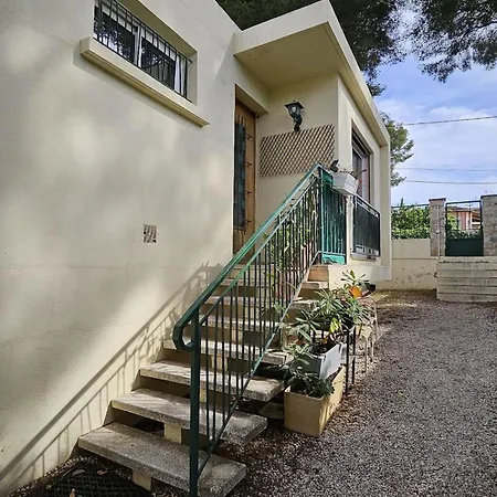 Charming Flat Close To The Beach